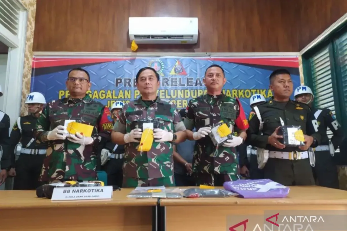 TNI AD Berhasil Cegah Penyelundupan 6,3 Kilogram Narkoba Di Perbatasan