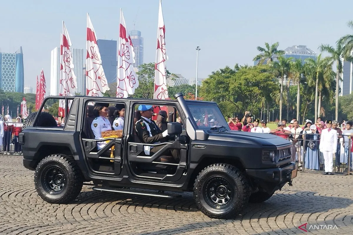 Prosesi Kirab Merah Putih dan Teks Proklamasi dari Jakarta ke IKN