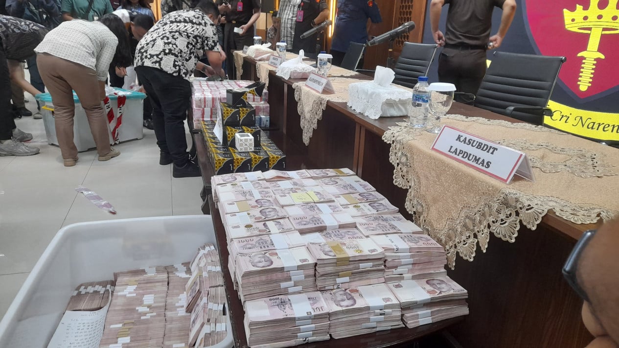 Penyidik Tak Menyangka Temukan Uang Nyaris Rp1 Triliun Di Rumah Eks Pejabat MA