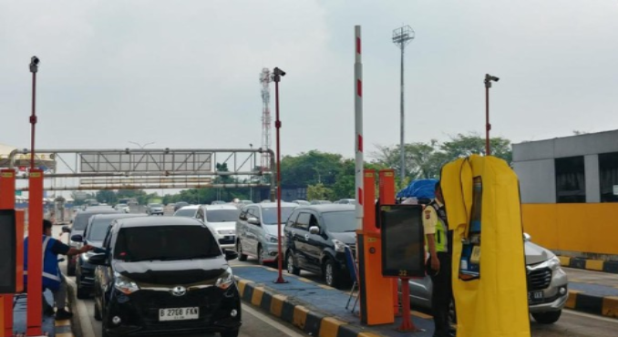 Diskon Tarif Tol Trans Jawa 10% Periode Natal-Tahun Baru, Ini Jadwalnya!