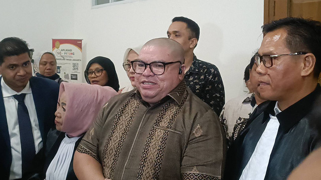 Razman Nasution Marah-marah di Ruang Sidang, Hotman Paris: Norak