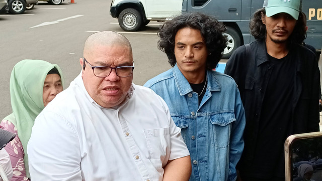 Razman Akan Tetap Bela Vadel, Duga Ada Keterangan Berbeda dari Laura Meizani
