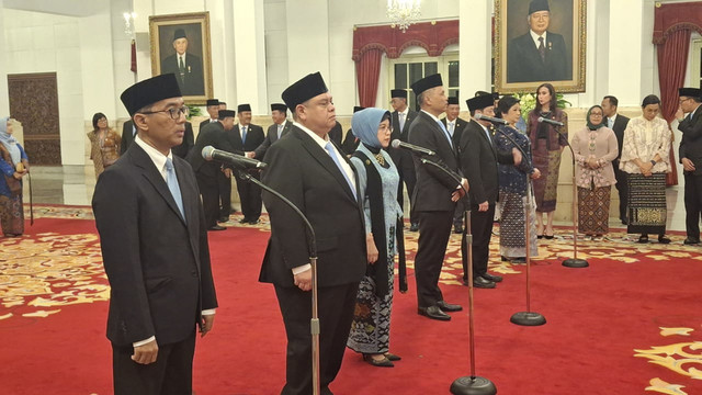 Kepala BSSN hingga Kepala BPKP Resmi Dilantik Presiden Prabowo di Istana Negara